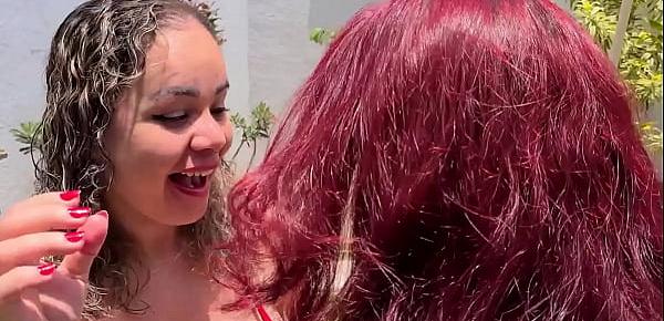  Meu marido queria a garçonete e eu também e tudo acabou em ménage - Mary RedQueen - Proton Videos